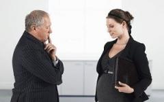 गर्भवती महिला को काम से बर्खास्त करने की प्रक्रिया - क्या बर्खास्त करना संभव है और किन मामलों में?