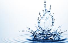Kako pravilno piti vodo: nasvet gastroenterologa Kako pravilno piti vodo čez dan